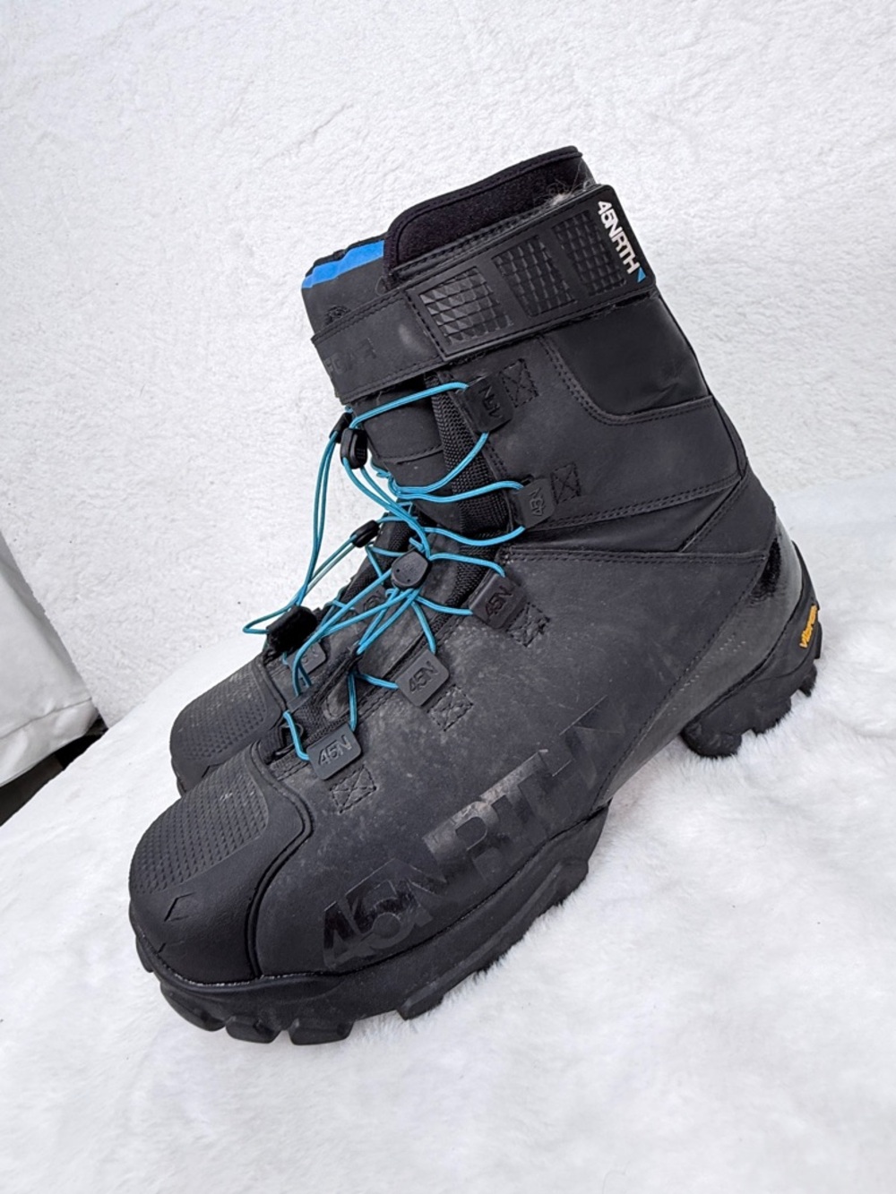 45NRTH Winter Cycling Boots Size 44 Insulated Vibram Sole SPD Compatible Black